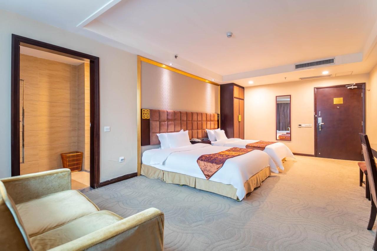 Fortune Hotel Guangzhou Exteriör bild