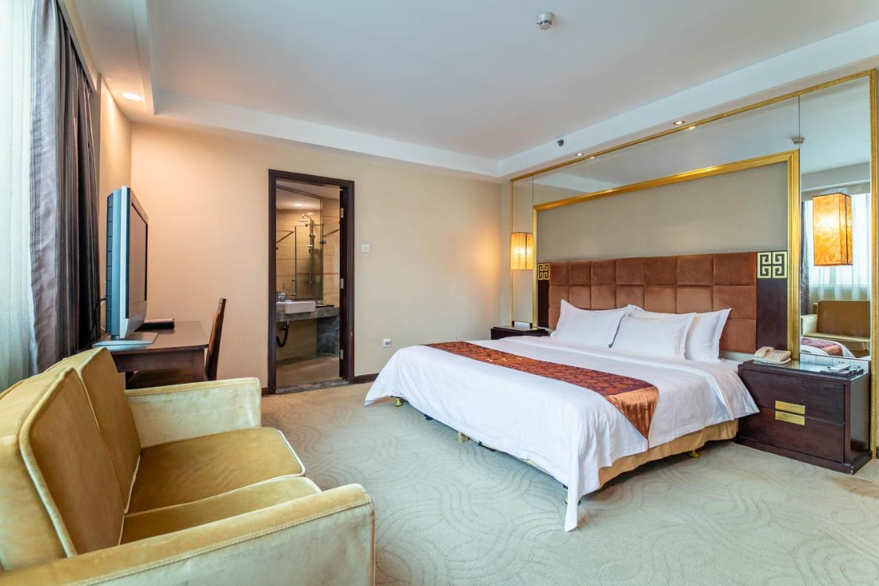 Fortune Hotel Guangzhou Exteriör bild
